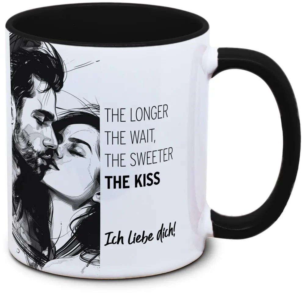 Keramiktasse mit Fernbeziehung: The longer the wait, the sweeter the kiss Motiv von Tassenkasper