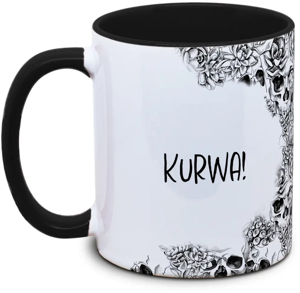 Keramiktasse mit Totenkopf: KURWA! Motiv von Tassenkasper