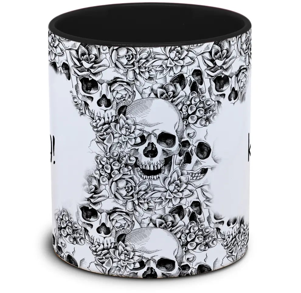 Tasse Totenkopf und Spruch: "KURWA!"