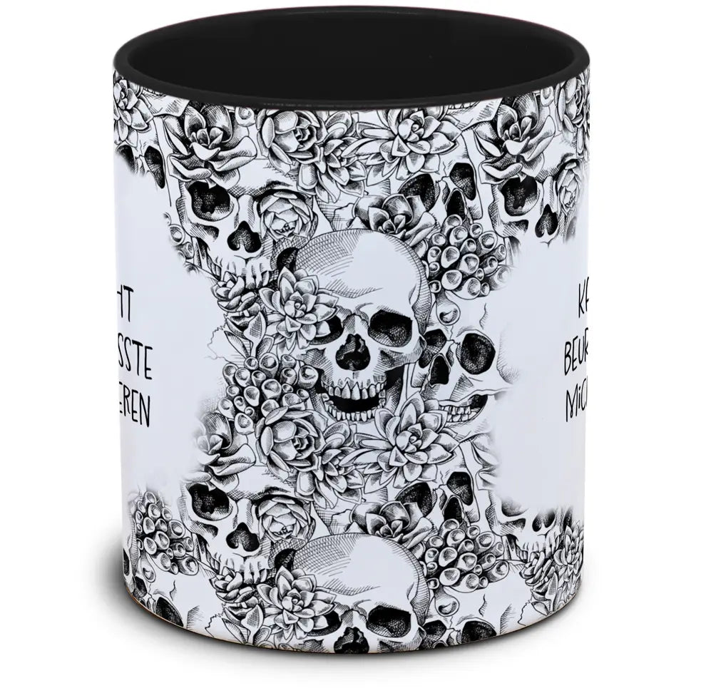 Tasse Totenkopf und Spruch: "Kann ich nicht beurteilen, müsste mich interessieren"