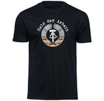 T-Shirt mit DDR: Held der Arbeit Motiv von Tassenkasper