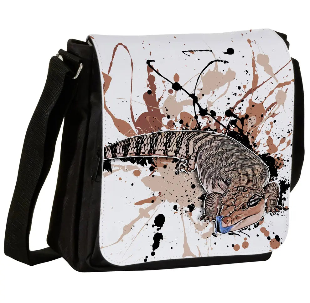 Schultertasche mit Tiliqua scincoides / Blauzungenskink Motiv von Tassenkasper