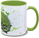 Tasse mit chameleo chameleon restricta europaeisches Chamaeleon Seitenansicht links des Henkels